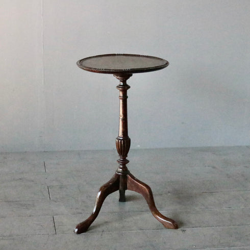 025 アンティークサイドテーブル