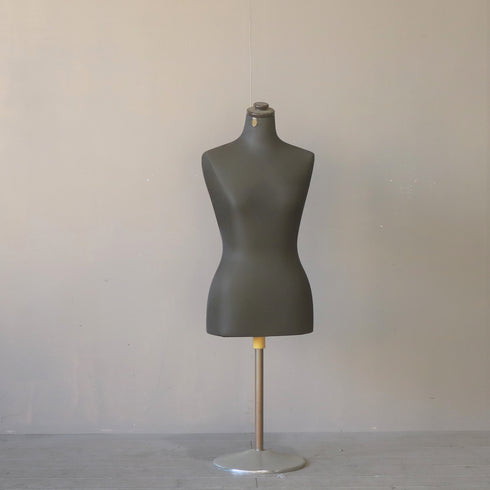 0288 トルソ黒レディース什器