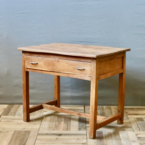 0522 アンティークテーブル