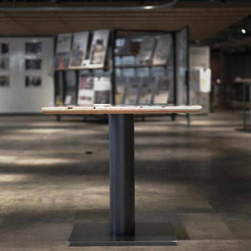 Y-24 枝・木の実入りテーブル