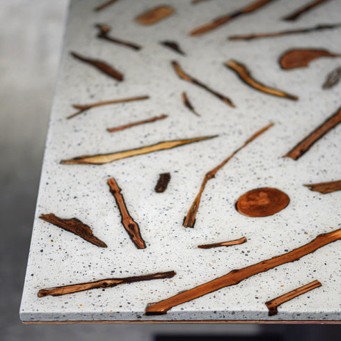 Y-24 枝・木の実入りテーブル