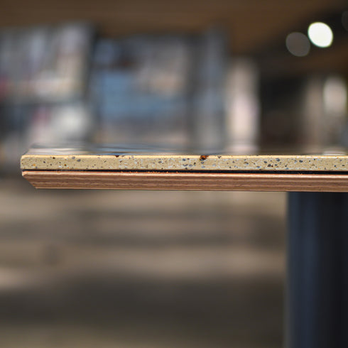 Y-25 枝・木の実入りテーブル