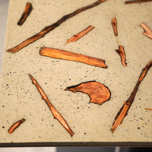 Y-25 枝・木の実入りテーブル