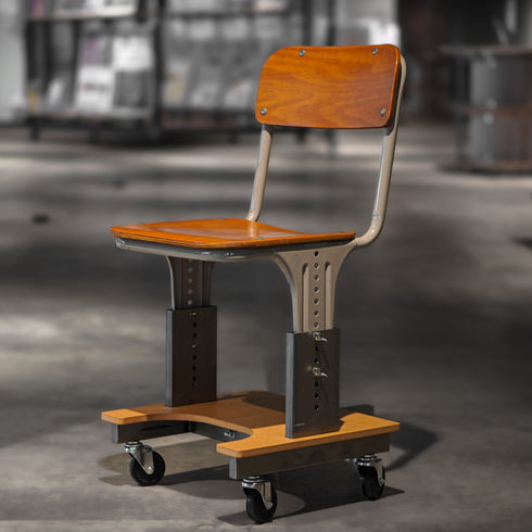 Y-11 学校椅子アップサイクルチェア キャスター付き