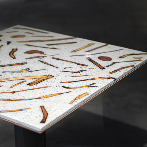 Y-24 枝・木の実入りテーブル