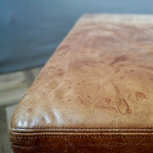 0123 レザースツール