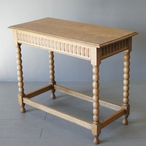 0037 アンティークテーブル