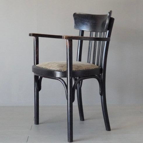 0041 アンティークアームチェア THONET
