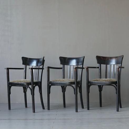 0041 アンティークアームチェア THONET