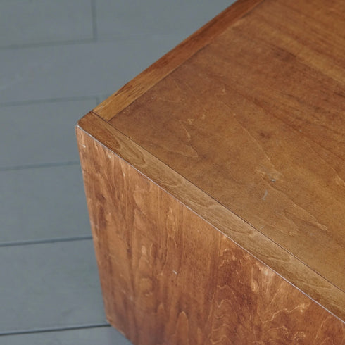 0051 キューブ型ボックス