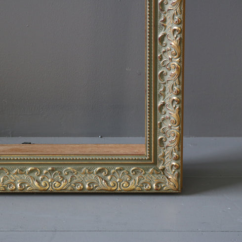 G556 額縁 高さ79㎝ 幅65㎝ 奥行9㎝