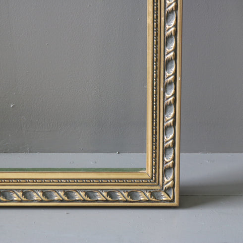 G557 額縁 高さ67㎝ 幅60㎝ 奥行6㎝