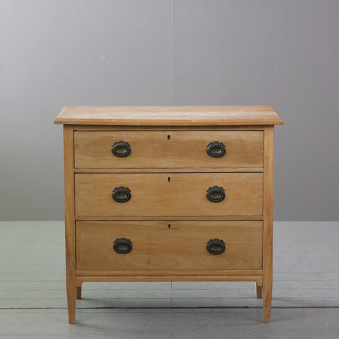 C563 チェスト 木製 輸入家具 高さ78㎝ 幅84㎝ 奥行43㎝