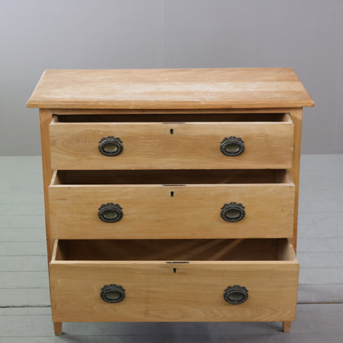 C563 チェスト 木製 輸入家具 高さ78㎝ 幅84㎝ 奥行43㎝