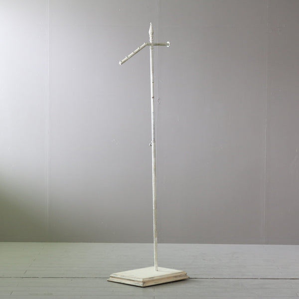 A573 ディスプレイハンガーラック 金属製 伸縮 什器 高さ124㎝ 幅35㎝ 奥行45㎝