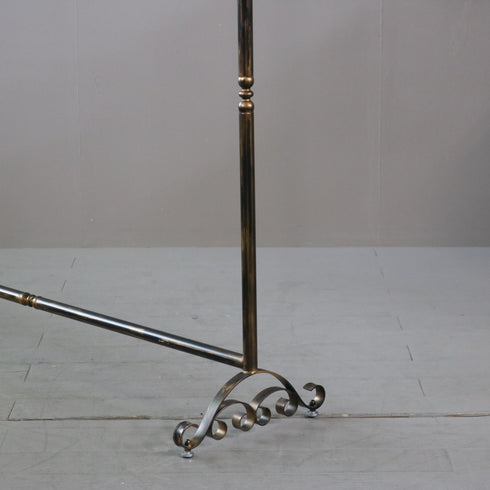 A574 ハンガーラック 伸縮 金属製 什器 高さ144㎝ 幅153㎝ 奥行41㎝