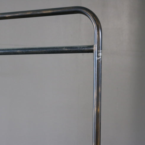 A574 ハンガーラック 伸縮 金属製 什器 高さ144㎝ 幅153㎝ 奥行41㎝