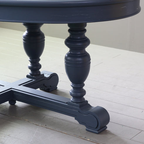 C577 オーバルテーブル 展示台 木製 什器 高さ80㎝ 幅178㎝ 奥行108㎝