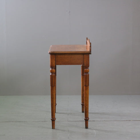 C579 アンティークデスク 輸入家具 木製 高さ94㎝ 幅91㎝ 奥行45㎝