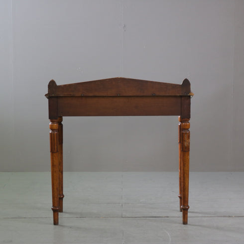 C579 アンティークデスク 輸入家具 木製 高さ94㎝ 幅91㎝ 奥行45㎝