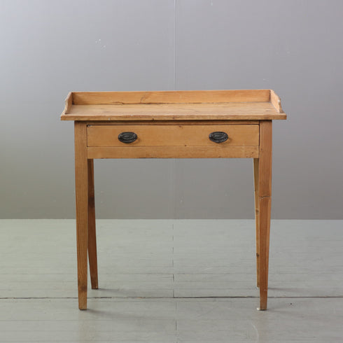 C581 アンティークデスク 木製 輸入家具 高さ77㎝ 幅80㎝ 奥行43㎝