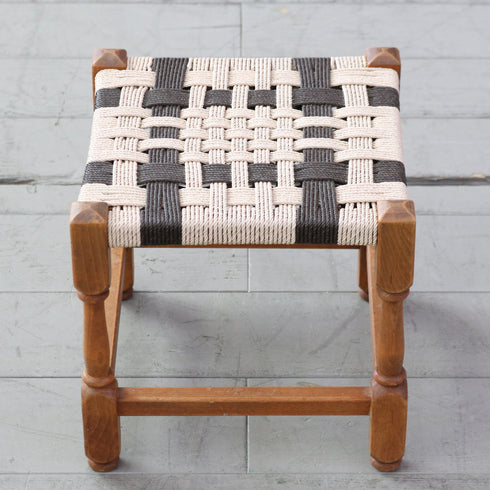 C584 フットスツール 木製 輸入家具 高さ29㎝ 幅29㎝ 奥行30㎝