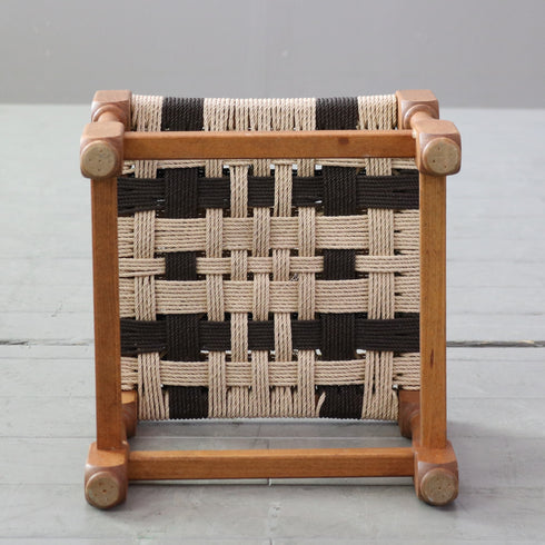 C584 フットスツール 木製 輸入家具 高さ29㎝ 幅29㎝ 奥行30㎝