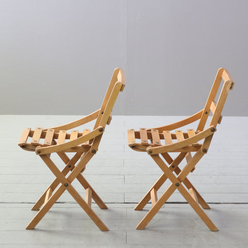C589 折り畳みキッズチェア2脚SET 木製 輸入家具 高さ54㎝ 幅33㎝ 奥行38㎝