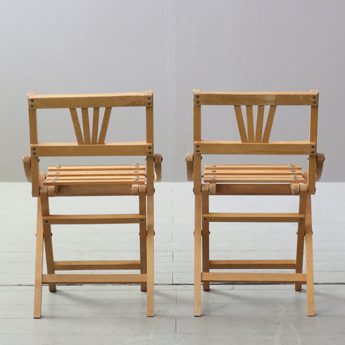 C589 折り畳みキッズチェア2脚SET 木製 輸入家具 高さ54㎝ 幅33㎝ 奥行38㎝