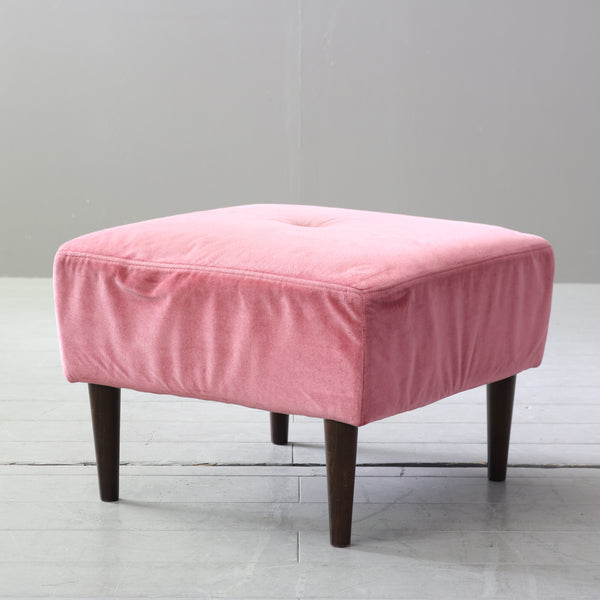 C597 オットマン スツール 輸入家具 高さ35㎝ 幅50㎝ 奥行49㎝