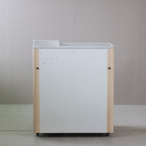 C598 業務用ダストボックス 金属製 キャスター付き 高さ103㎝ 幅84㎝ 奥行65㎝