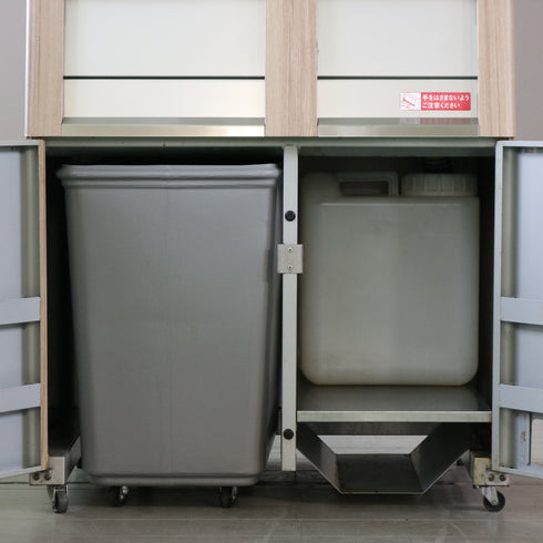 C598 業務用ダストボックス 金属製 キャスター付き 高さ103㎝ 幅84㎝ 奥行65㎝