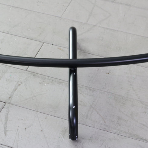 A608 ラウンドハンガーラック 黒 金属製 伸縮 什器 高さ126㎝ 幅174㎝ 奥行き60㎝