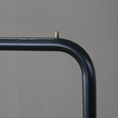 A608 ラウンドハンガーラック 黒 金属製 伸縮 什器 高さ126㎝ 幅174㎝ 奥行き60㎝