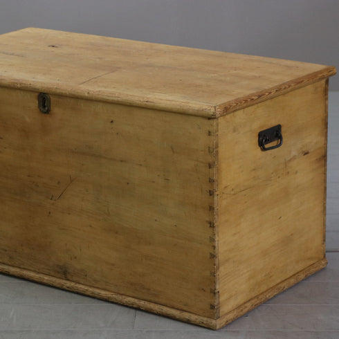 C627 ブランケットボックス 木製 輸入家具 高さ48㎝ 幅92㎝ 奥行き48㎝