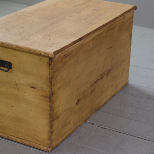 C627 ブランケットボックス 木製 輸入家具 高さ48㎝ 幅92㎝ 奥行き48㎝