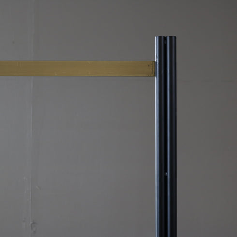 A635 ハンガーラック 伸縮 金属製 什器 高さ137㎝ 幅120㎝ 奥行き38㎝