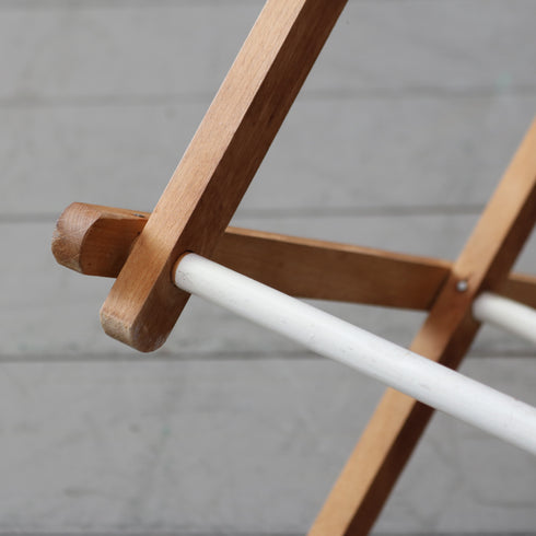 C659 折り畳み式タオルスタンド 木製 輸入家具 高さ140㎝ 幅61㎝ 奥行き47㎝