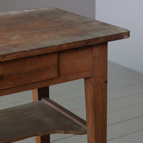 C673 ヴィンテージ デスク 木製 ドイツ輸入家具 高さ74㎝ 幅88㎝ 奥行き48㎝