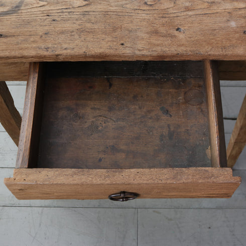 C674 ヴィンテージ テーブル 木製 ドイツ輸入家具 高さ74㎝ 幅84㎝ 奥行き66㎝