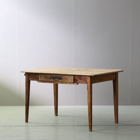 C675 アンティーク テーブル 木製 ドイツ輸入家具 高さ71㎝ 幅125㎝ 奥行き72㎝