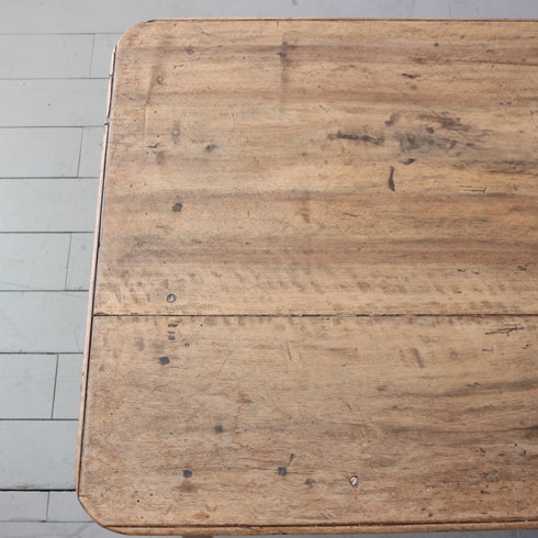 C675 アンティーク テーブル 木製 ドイツ輸入家具 高さ71㎝ 幅125㎝ 奥行き72㎝