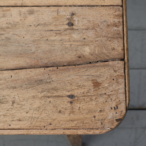 C675 アンティーク テーブル 木製 ドイツ輸入家具 高さ71㎝ 幅125㎝ 奥行き72㎝