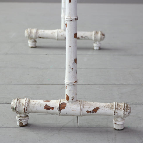 C686 タオルラック 白 木製 ドイツ輸入家具 高さ76㎝ 幅68㎝ 奥行き28㎝