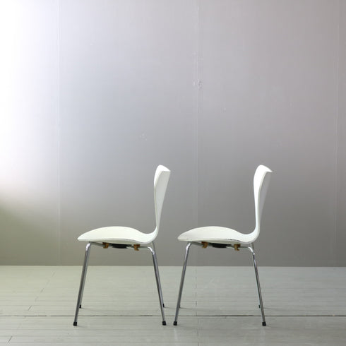 C690 白チェア ウッド×アイアン 高さ79㎝ 幅49㎝ 奥行き47㎝