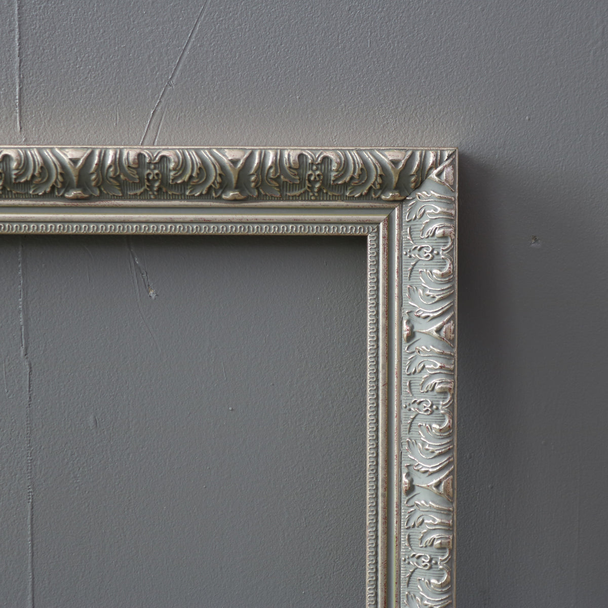 G695 額縁 ゴールド 木製 高さ56㎝ 幅47㎝ 奥行き4㎝ – uragami