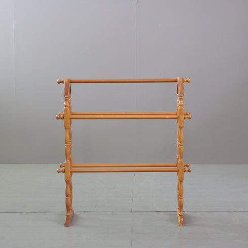 ヴィンテージ タオルスタンド 英国 木製 高さ78㎝ 幅72㎝ 奥行き32㎝ 【C703】