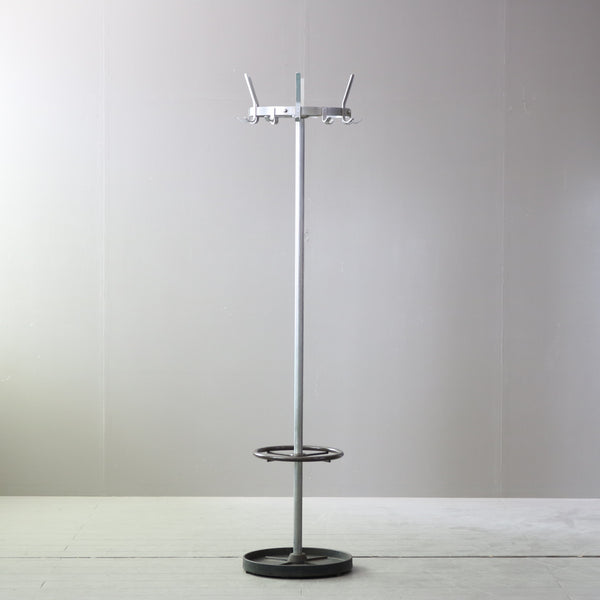 A726 コートスタンド 鉄製 回転 高さ180㎝ 幅45㎝ 奥行き45㎝