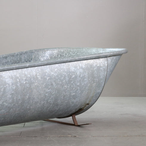 C727 ヴィンテージ メタル バスタブ 高さ45㎝ 幅163㎝ 奥行き66㎝