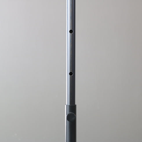 T字ハンガーラック 黒 伸縮 金属製 什器 高さ136㎝ 幅70㎝ 奥行き50㎝ 【A754】